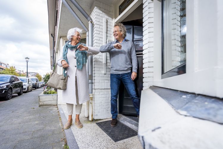 Start landelijk onderzoek naar impact corona op gezondheid volwassenen en ouderen