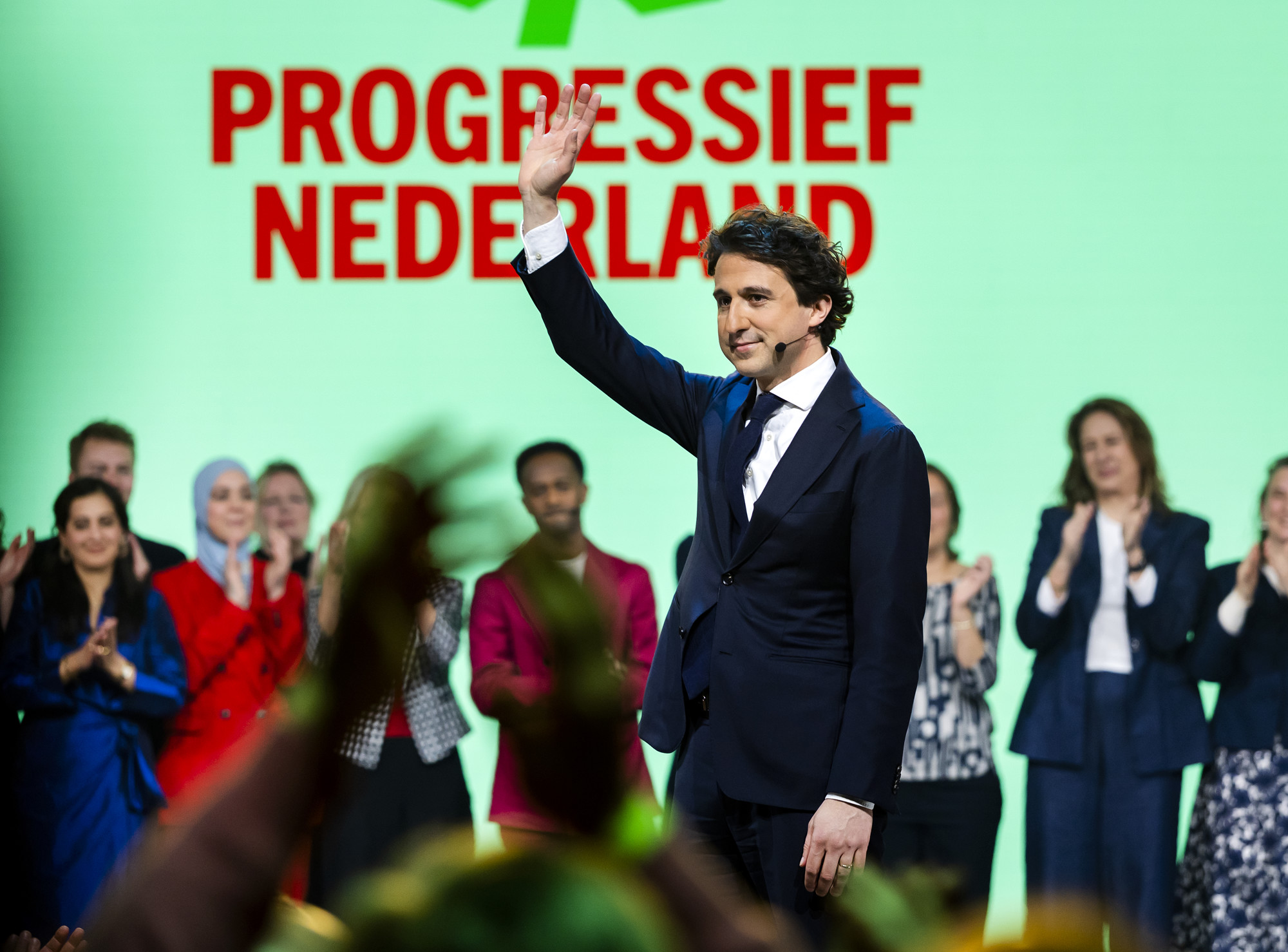PRO leidt in Ipsos I&O-peiling; partij trekt krimpend links naar zich toe